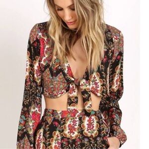 Show Me Your MuMu Nat-Tie-Lie Crop Top in Merry Marigold Size L NWOT